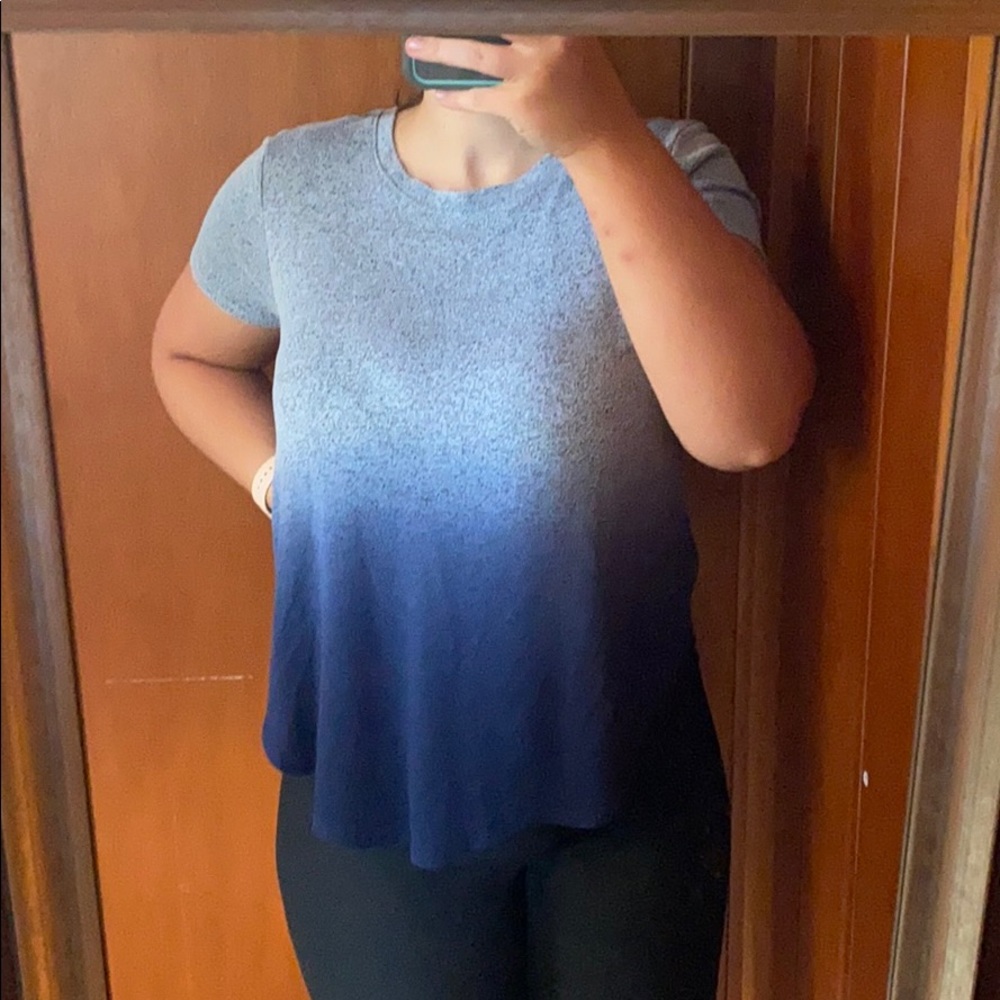 Blue greyish ombré tshirt